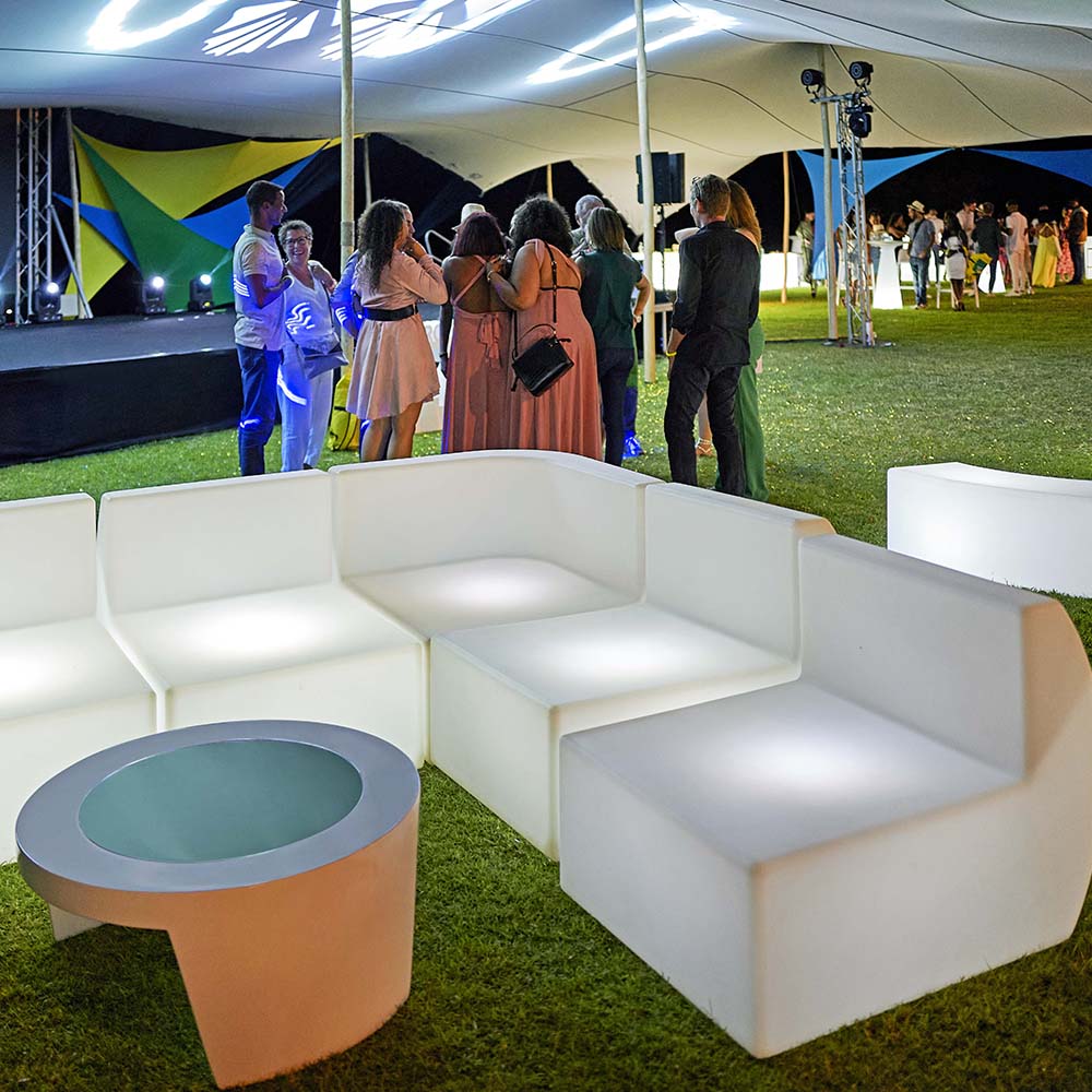 Location de bar et mobilier cocktail à La Réunion – Faure Event's
